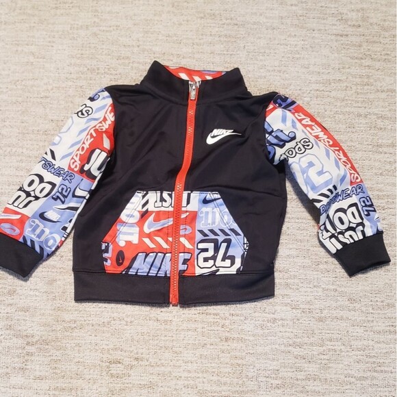 Nike 2-Piece Kids Track Suit - Size: 18M - Picture 3 of 7